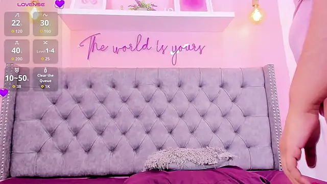 Sophiia_77 live sex cam