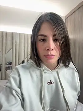 KcristalWhite live sex cam