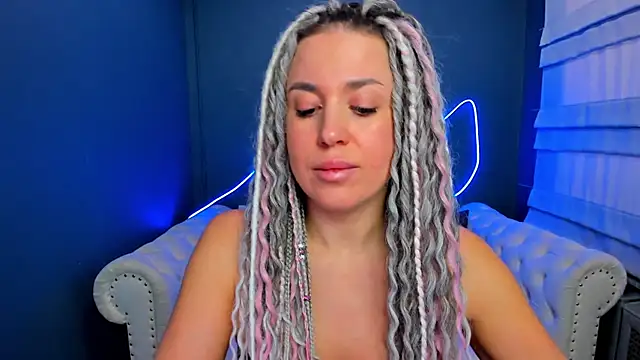 rock_n_roxy's cam snapshot