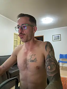 Lucasjandre live sex cam