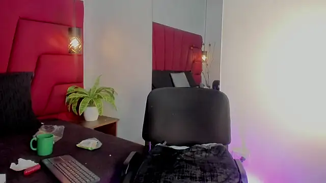 LadyLuminary live sex cam