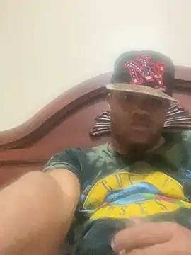 Iced_cloudz live sex cam