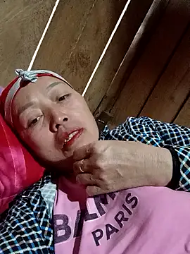 Agnes-baby's cam snapshot