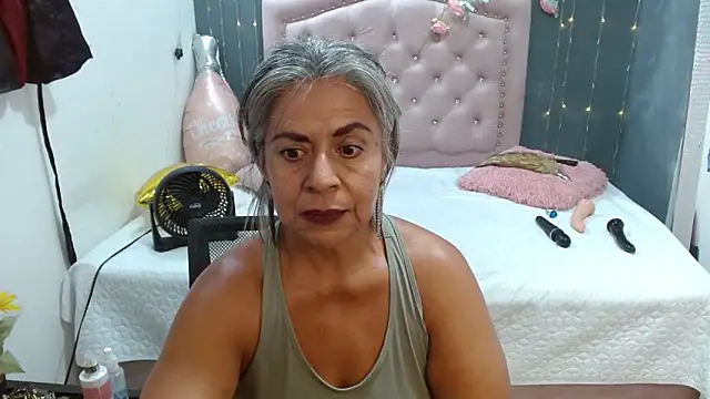 lalisha_96 live sex cam