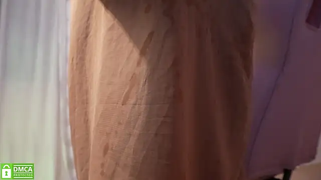 Mara-Bella live sex cam