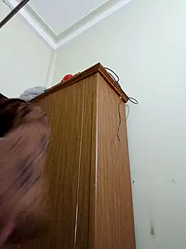 Lyly-68688's cam snapshot