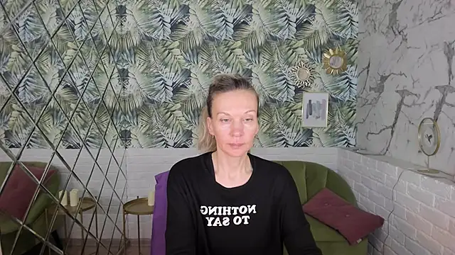 NancyGrace live sex cam