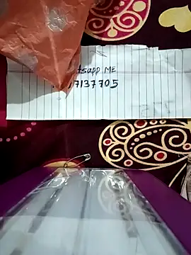 niyati001's cam snapshot