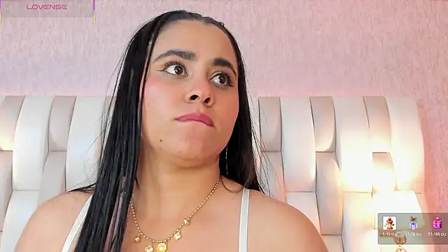 Brenda_Garcia's cam snapshot