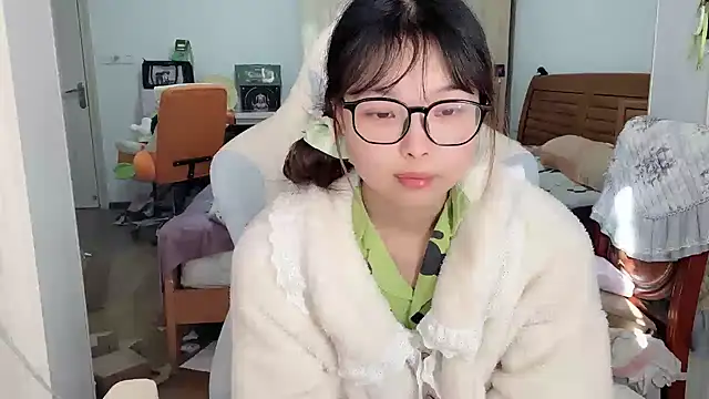 Akong11's cam snapshot