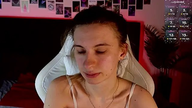 kaleriyaa_'s cam snapshot