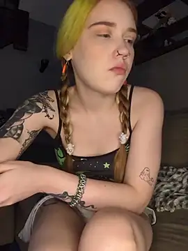 mattiethebaddieee live sex cam