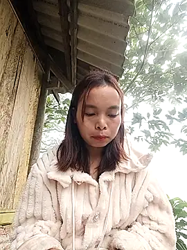 Lmaylili live sex cam