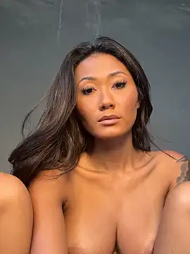 thai-dreamgirl live sex cam