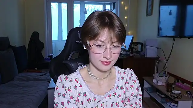 MalvinaBlum live sex cam