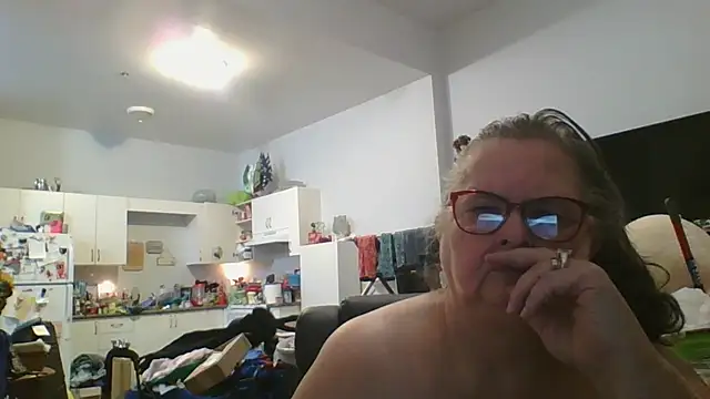 TiguhguhrsRose live sex cam