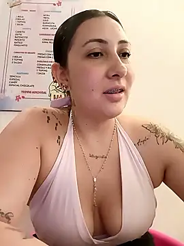 You-kitty2025 live sex cam