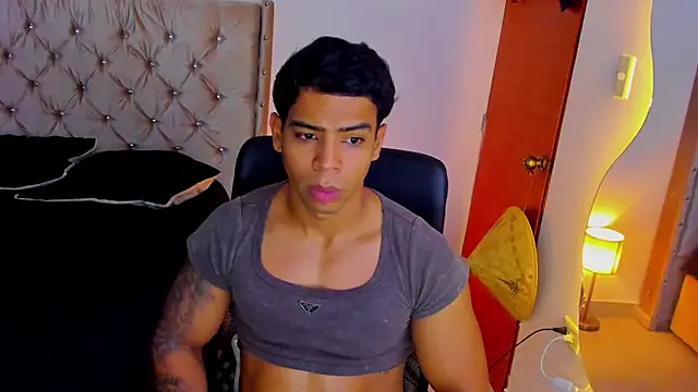 Andrew_wolf7 live sex cam