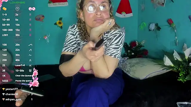 SheraHadee live sex cam