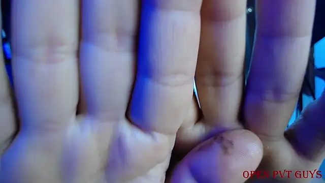 AntonellaAndMao live sex cam