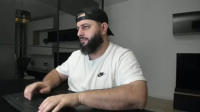 DravenPeak live sex cam