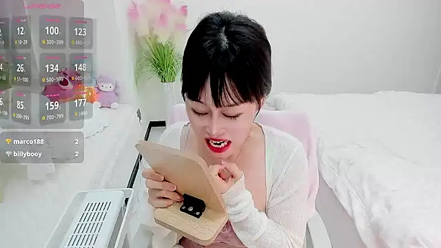 Vivian-6 live sex cam