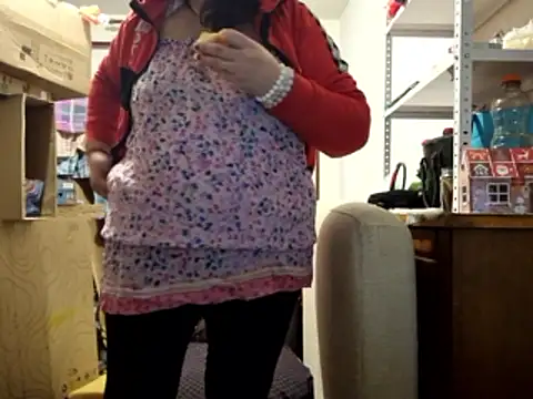 Samantha_Squirt@xh live sex cam