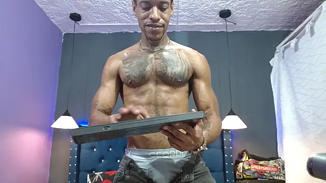 Salomon_koude live sex cam