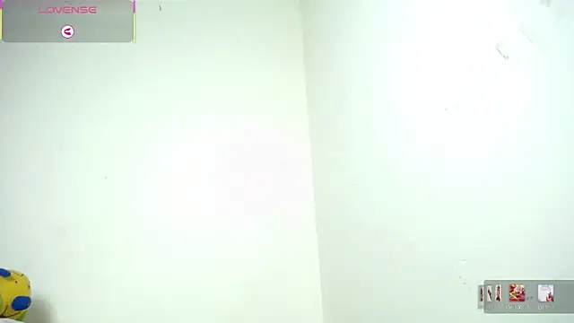 Naicollsxxx live sex cam