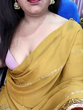 Curvy_Nayara live sex cam