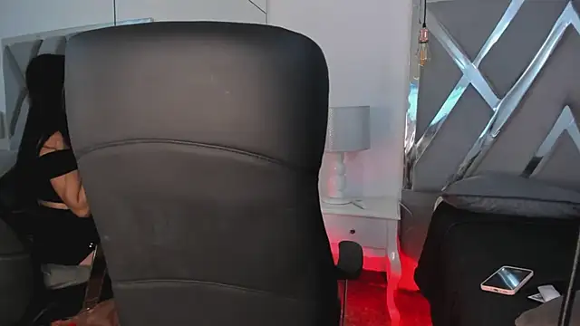 AnniEsstone live sex cam