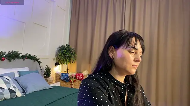 _SilkyShadow_'s cam snapshot