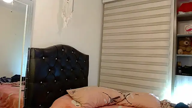 gooddes303salome live sex cam