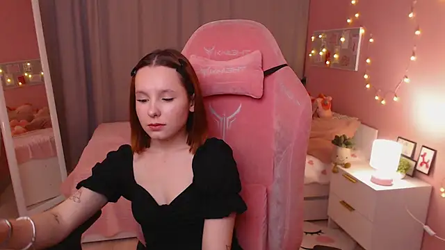 Haya_Harareet's cam snapshot