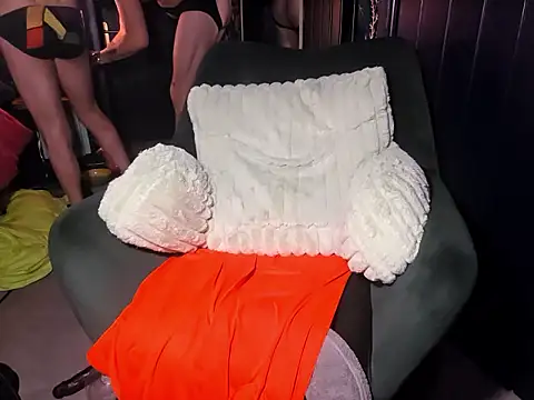 BigDonnyBig live sex cam