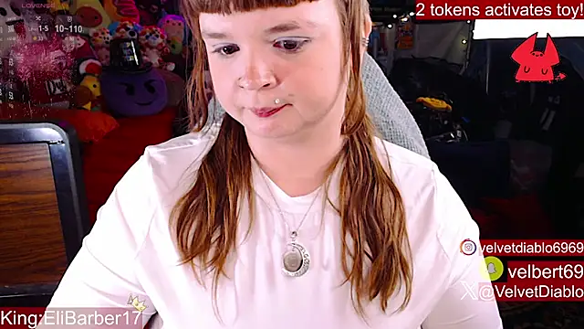 VelvetDiablo's cam snapshot