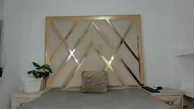 Selenaasm's cam snapshot