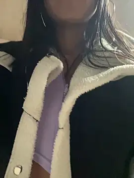 bonnie_18x live sex cam