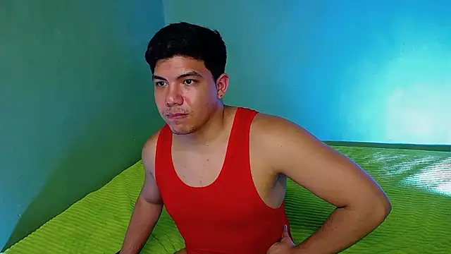 Uriel_Ray's cam snapshot