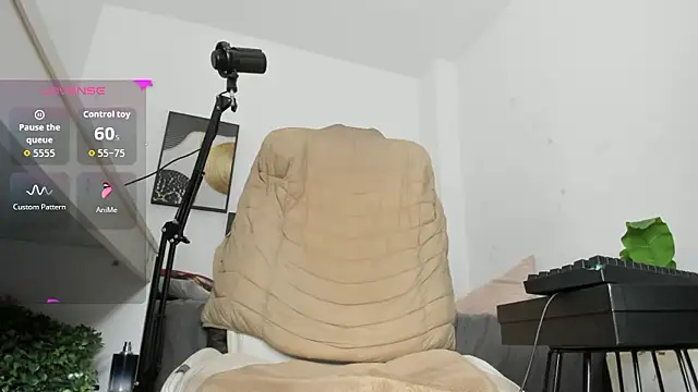 Thom_Ohtani live sex cam