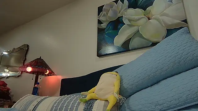 lavender_spits's cam snapshot