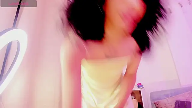 VictoriaBlackfire live sex cam