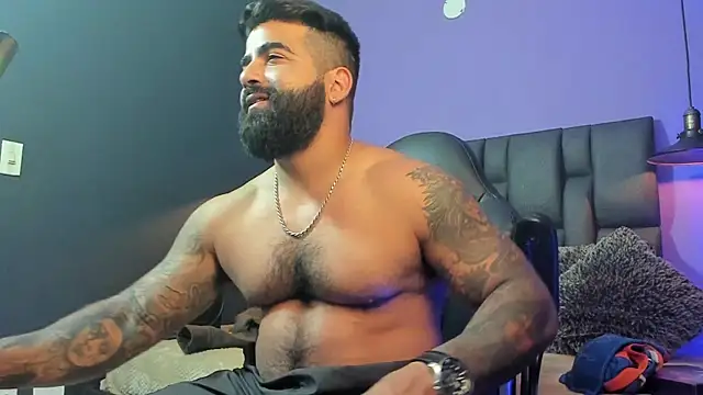 Lyon_vach live sex cam