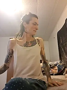 MaitressePomme3 live sex cam