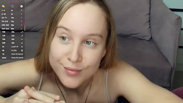 SoonMoor live sex cam