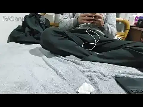 yazin19 live sex cam