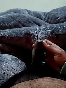 Naughtyforpussy live sex cam