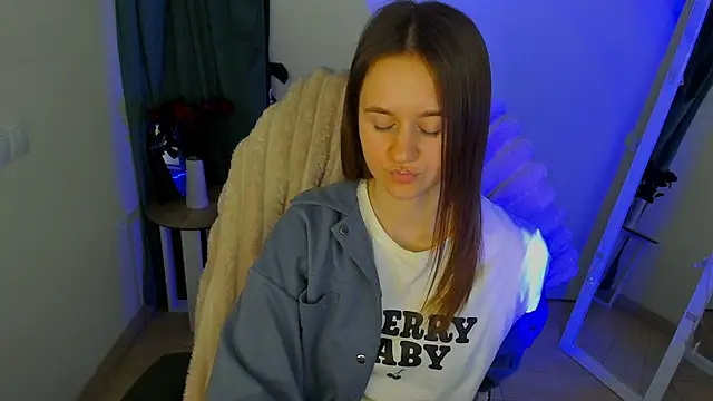 Catherine_e live sex cam