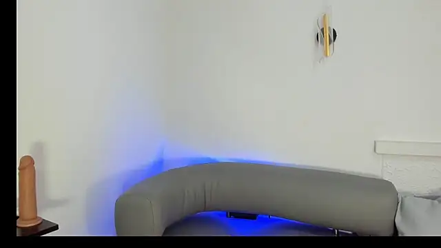 AnnaJaimes's cam snapshot