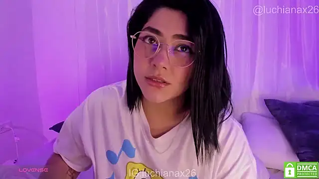 lucy26_'s cam snapshot